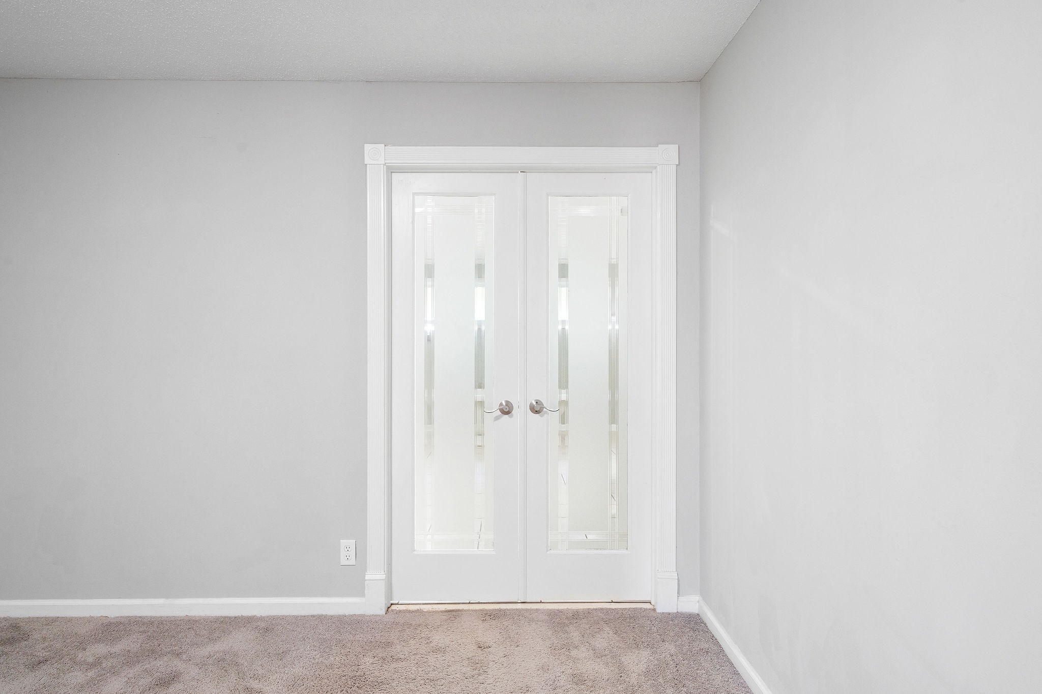 440 Cunningham Lane Clarksville, TN 37042 - Photo 26 of 42 a view of front door
