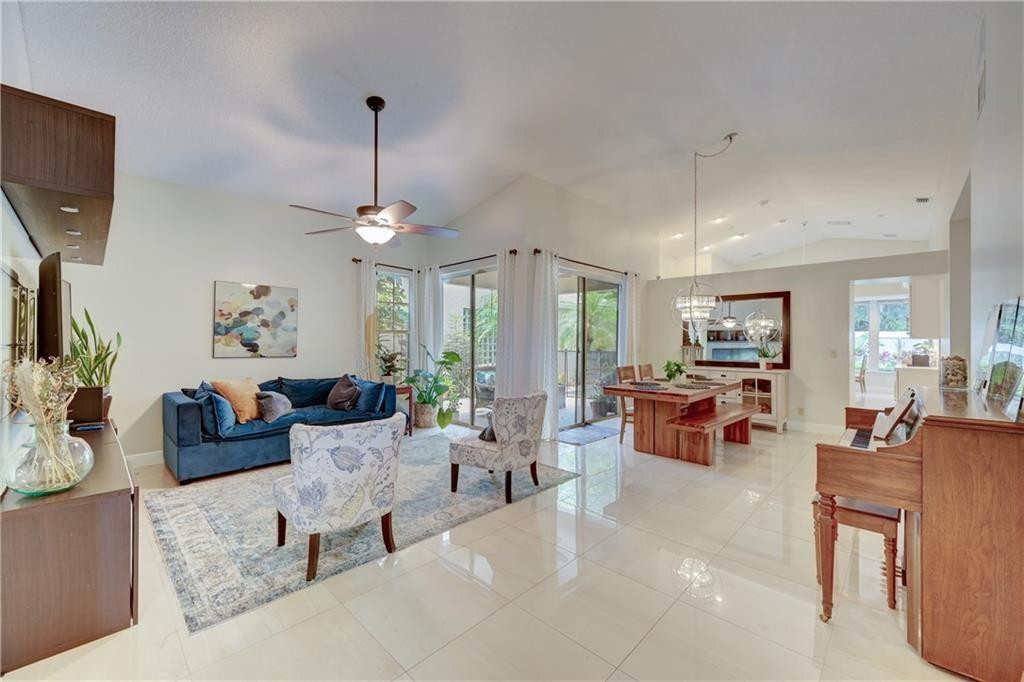 8171 Hampton Wood Drive Boca Raton, FL 33433 - Photo 6 of 56 Photo 11