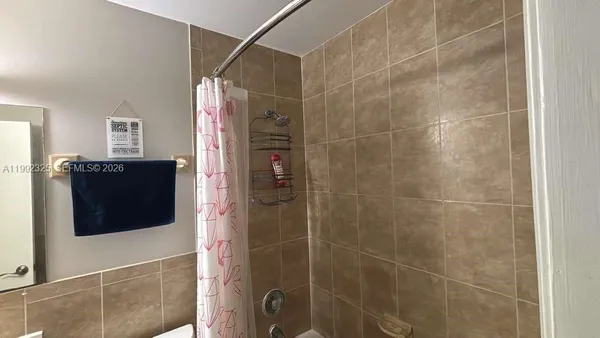 $3,000 | 1120 Northeast 24th Avenue, Unit 2, Pompano Beach, FL 33062