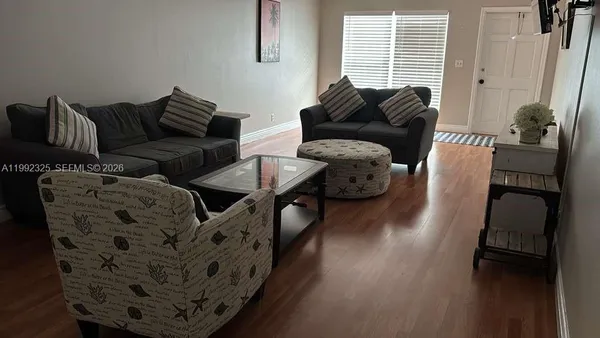 $3,000 | 1120 Northeast 24th Avenue, Unit 2, Pompano Beach, FL 33062