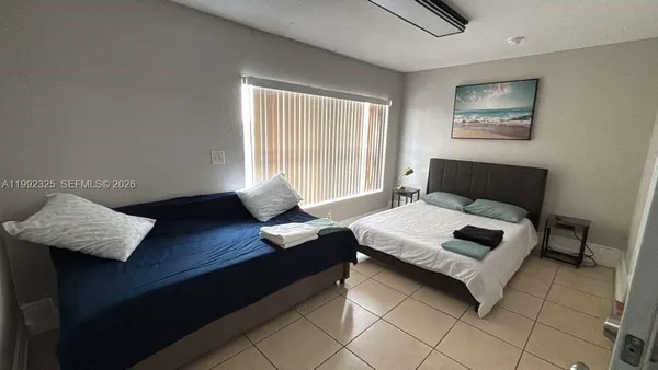 $3,000 | 1120 Northeast 24th Avenue, Unit 2, Pompano Beach, FL 33062