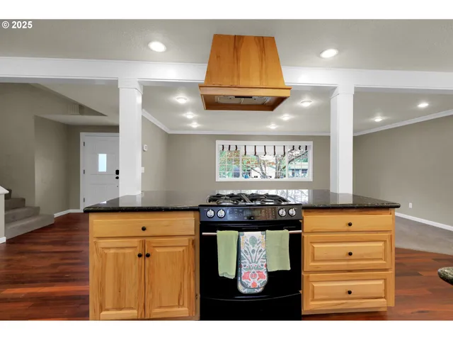 $775,000 | 1332 Jeppesen Avenue, Eugene, OR 97401