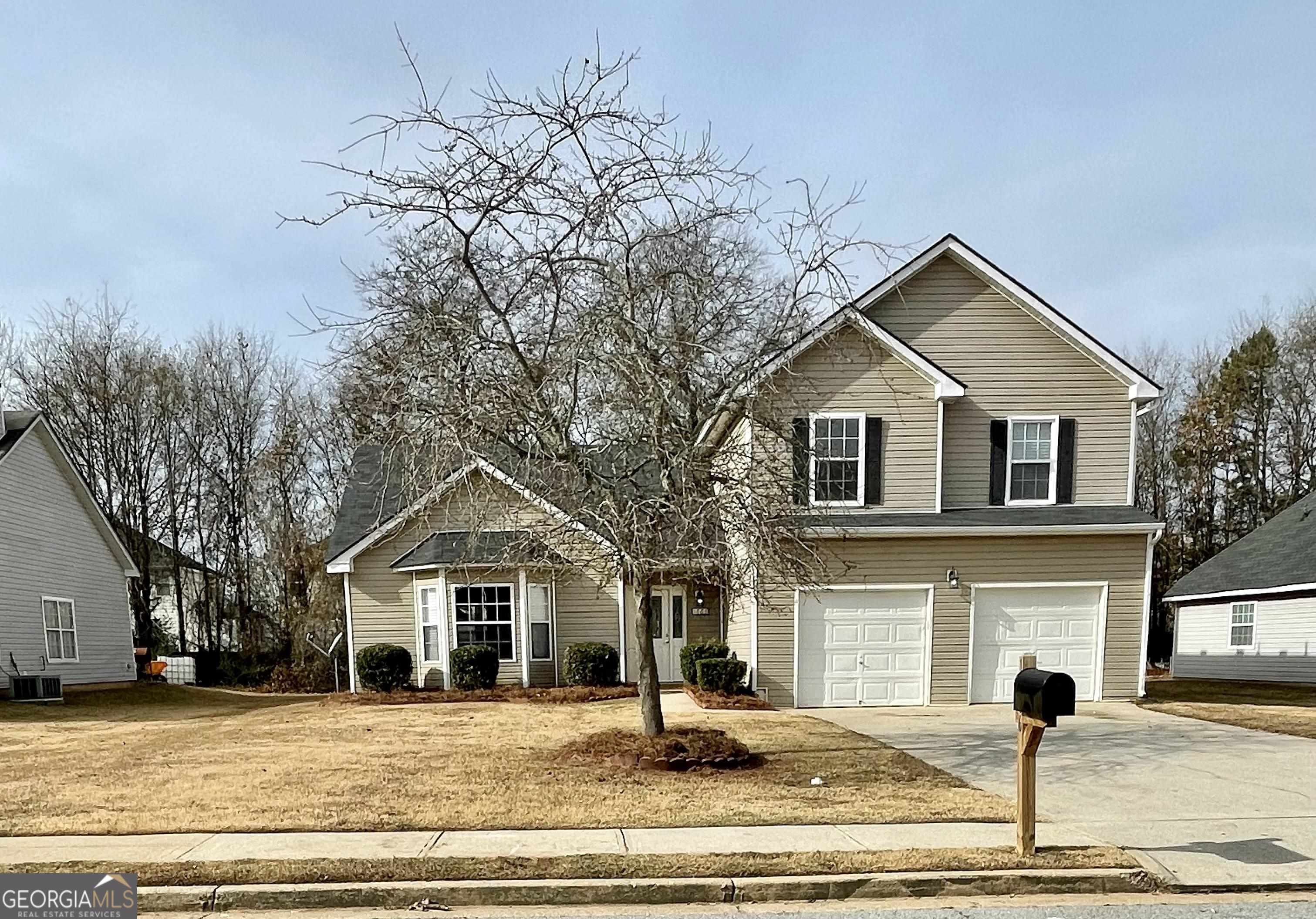 1666 Village Pl Cir Northeast  