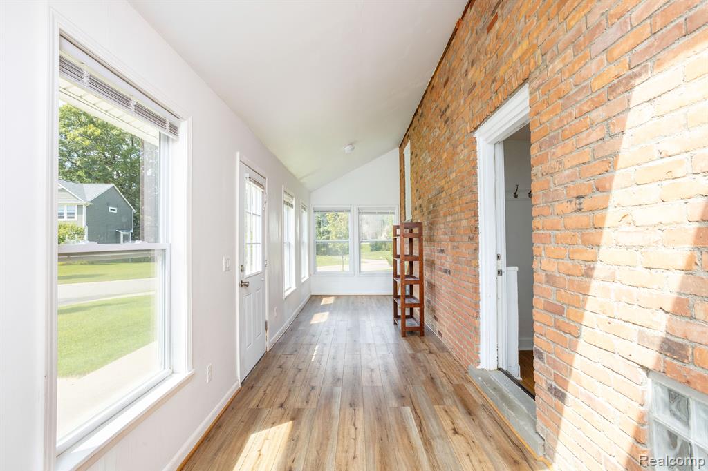 1330 Union Lake Road White Lake, MI 48386 - Photo 25 of 40