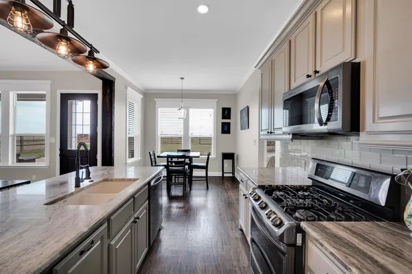 $998,900 | 360 Forreston Road, Waxahachie, TX 75165