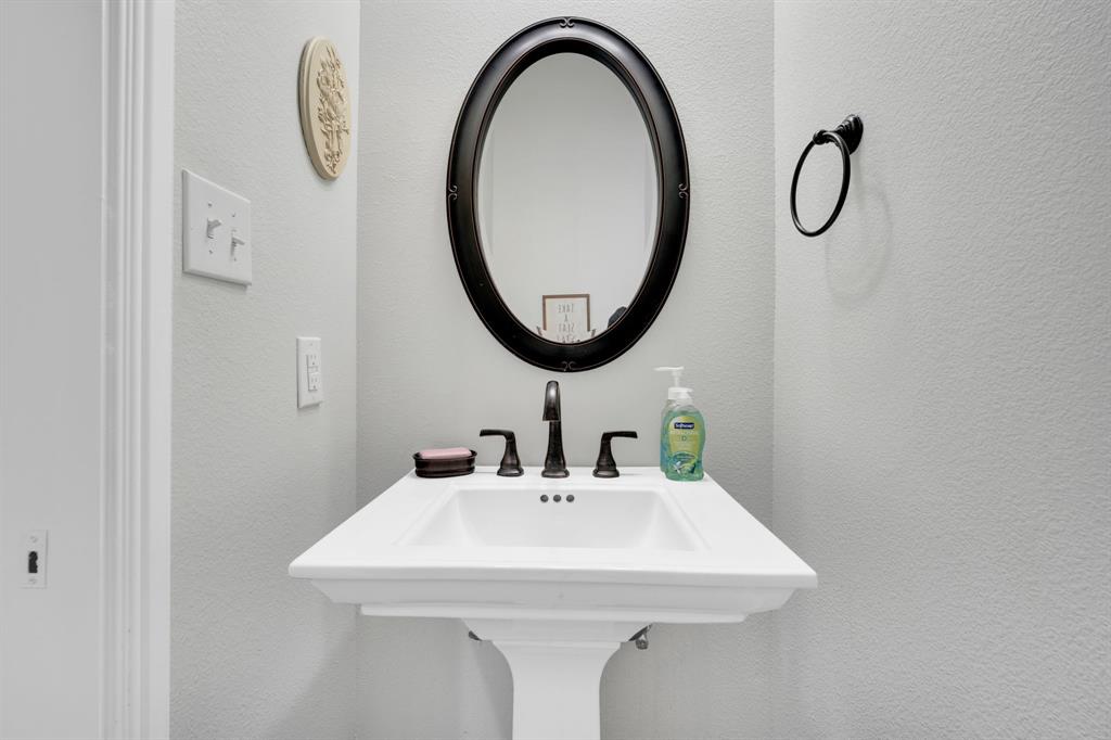 360 Forreston Road Waxahachie, TX 75165 - Photo 21 of 31