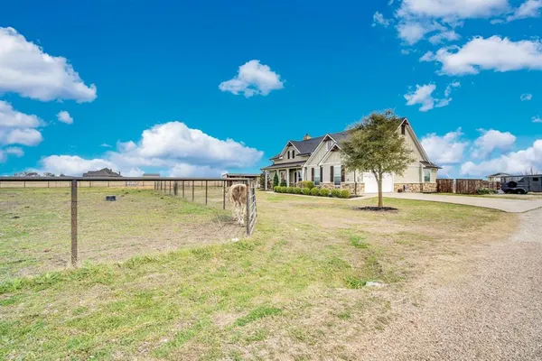 $998,900 | 360 Forreston Road, Waxahachie, TX 75165