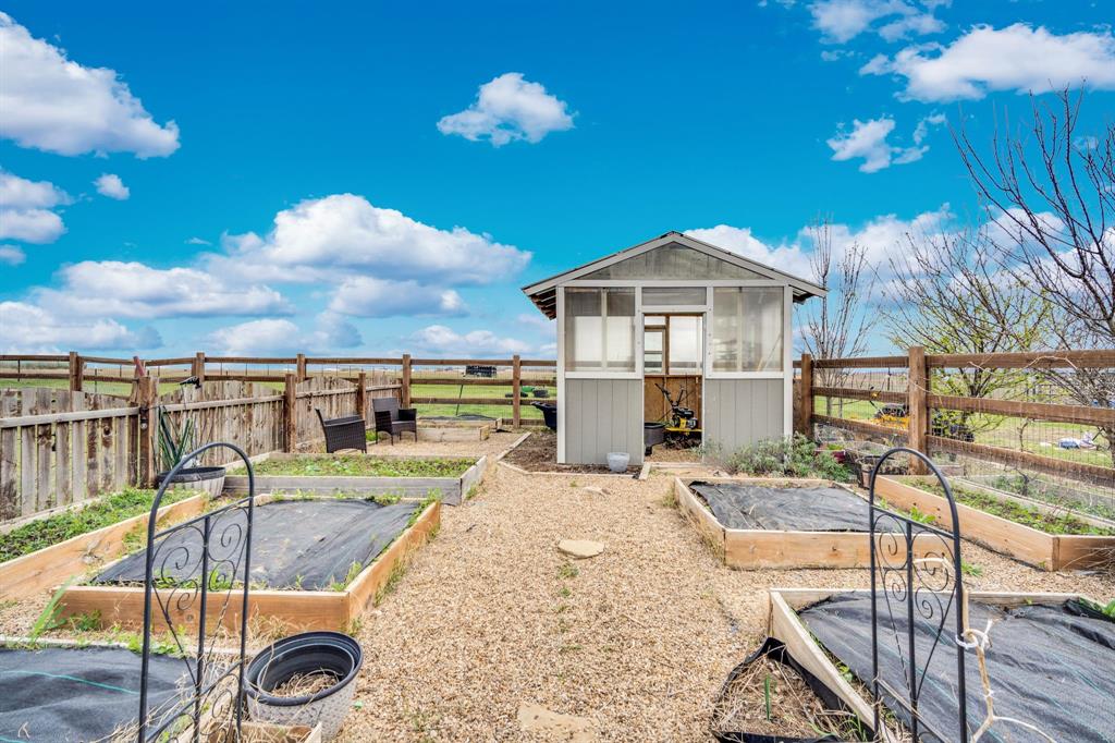 360 Forreston Road Waxahachie, TX 75165 - Photo 6 of 31