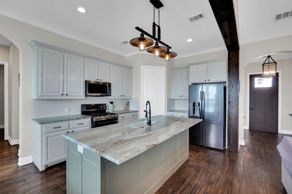 360 Forreston Road Waxahachie, TX 75165 - Photo 10 of 31