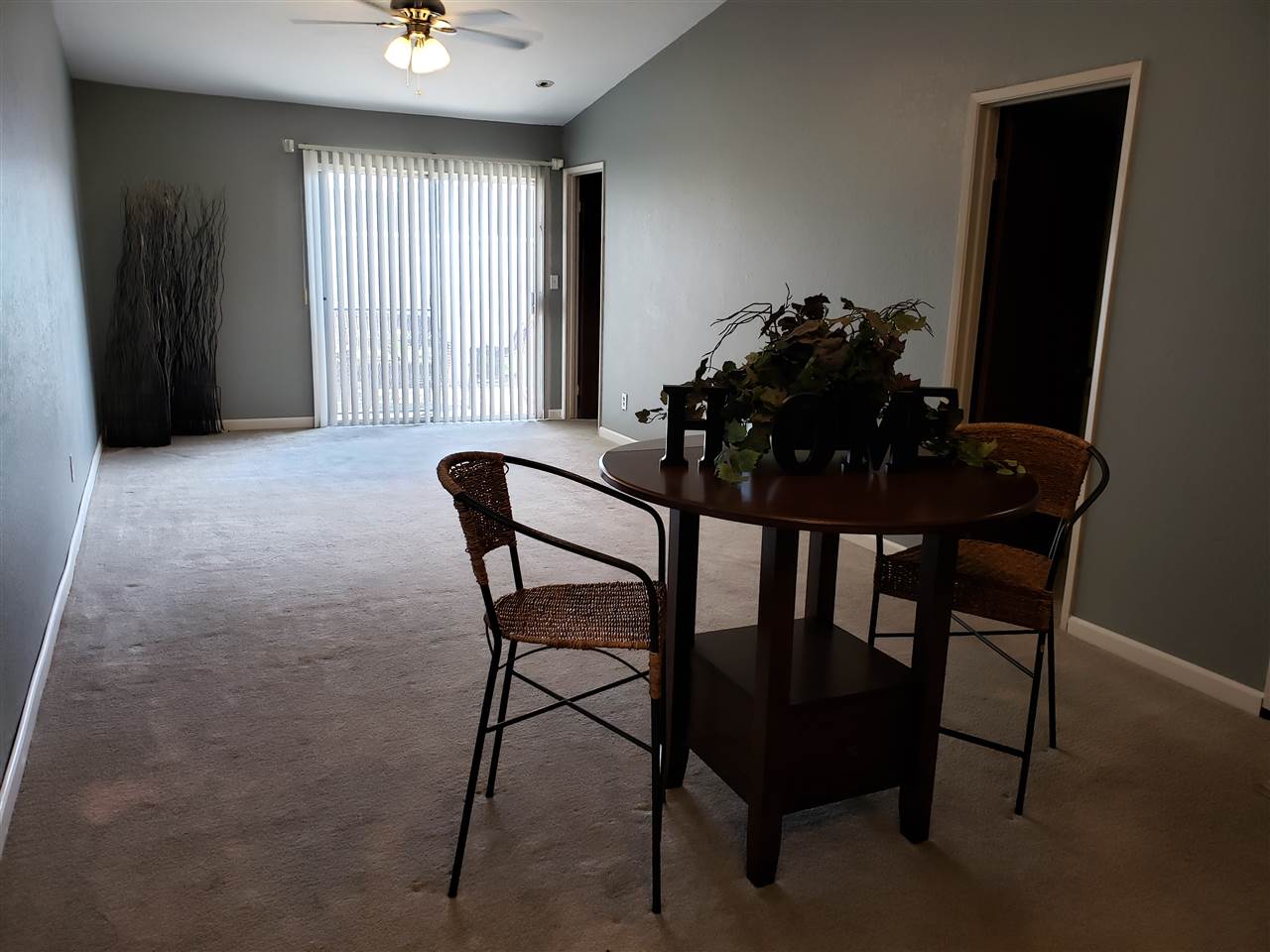 196 Grant Line Road Tracy, CA 95376 - Photo 9 of 26 Gallery Image 9