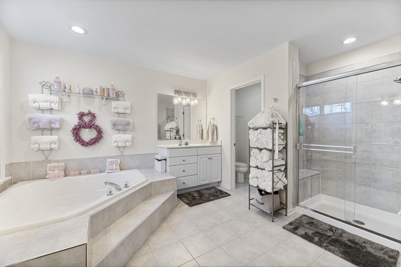 985 Ridge Road Highland Park, IL 60035 - Photo 22 of 46 Gallery Image 22