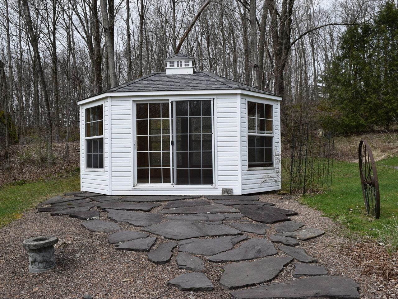 502 Galvin Hill Road Colchester, VT 05446 - Photo 27 of 40 Gallery Image 27