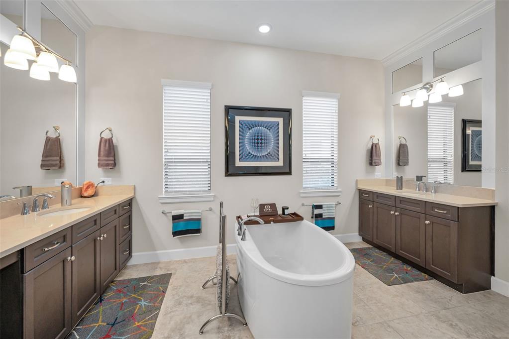 1042 Tuscany Drive Trinity, FL 34655 - Photo 34 of 93