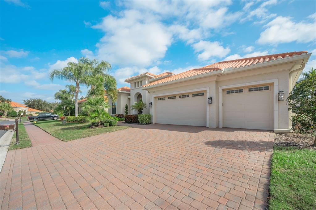 1042 Tuscany Drive Trinity, FL 34655 - Photo 5 of 93