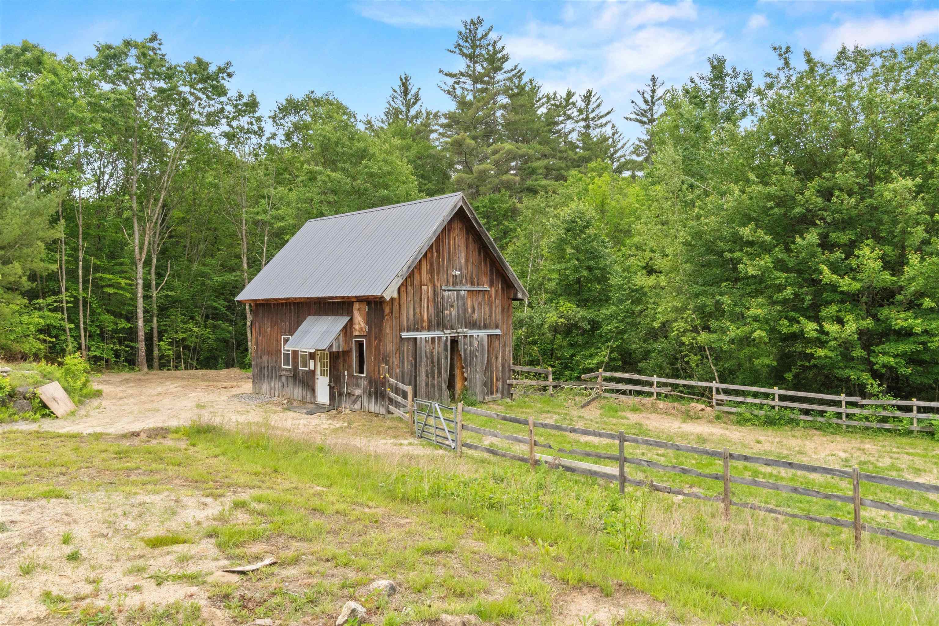 556 North Bennington Road Bennington, NH 03442 - Photo 9 of 46