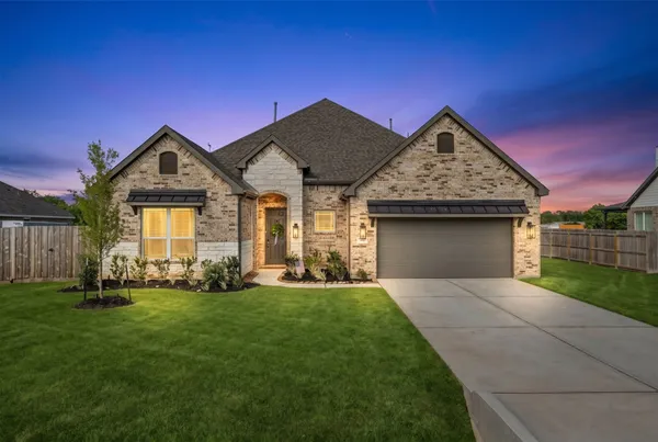 $515,000 | 11610 East Wood Drive, Old River-Winfree, TX 77523