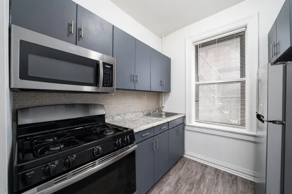 $1,800 | 429 Fairmount Avenue, Unit 407, Jersey City, NJ 07306