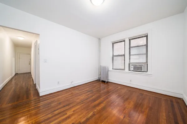 $1,800 | 429 Fairmount Avenue, Unit 407, Jersey City, NJ 07306