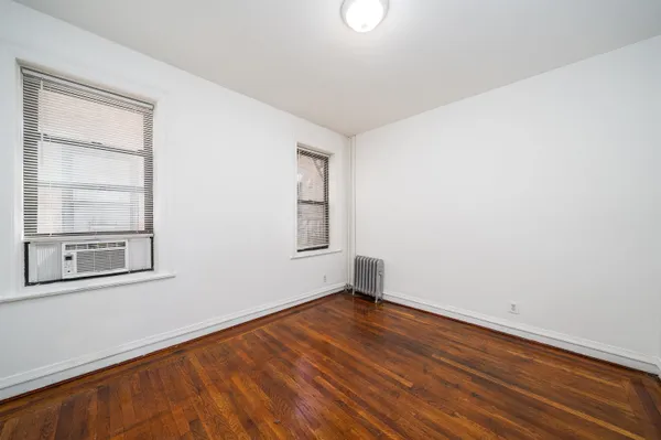 $1,800 | 429 Fairmount Avenue, Unit 407, Jersey City, NJ 07306