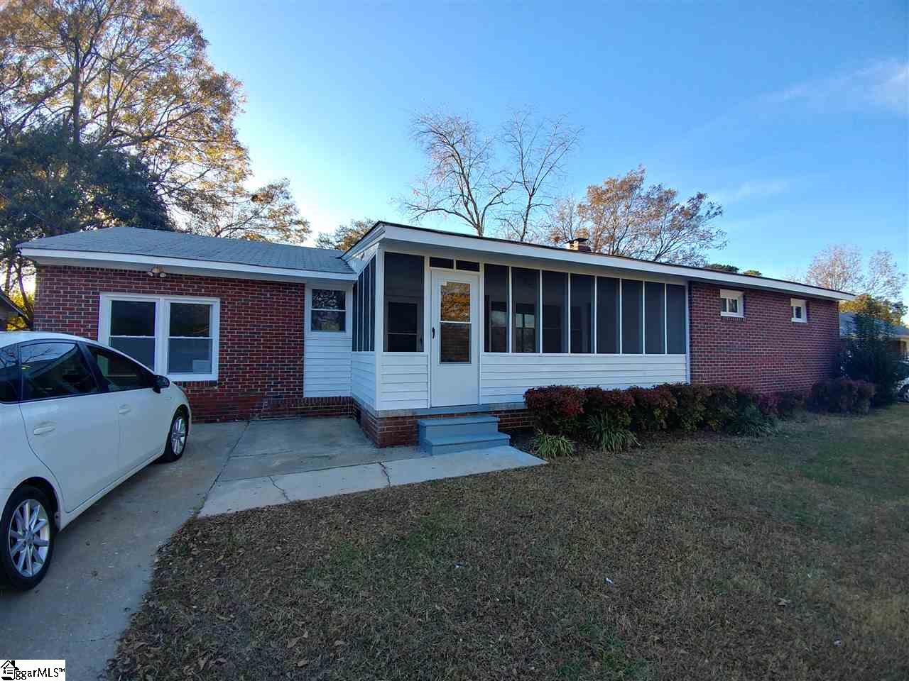 109 Stratford Road Greenville, SC 29605 - Photo 1 of 21 Gallery Image 1