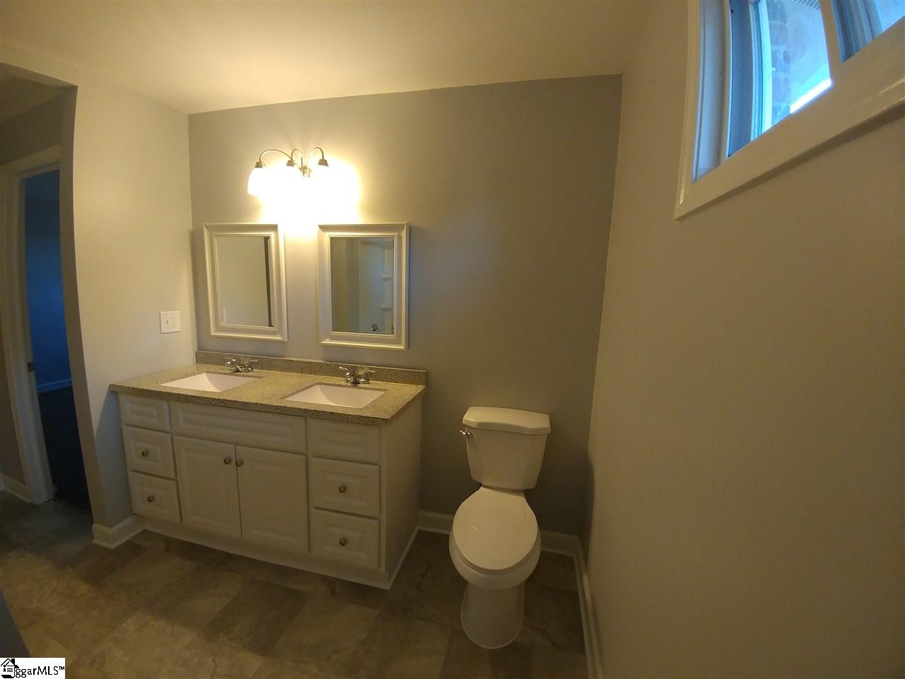 109 Stratford Road Greenville, SC 29605 - Photo 7 of 21 Gallery Image 7