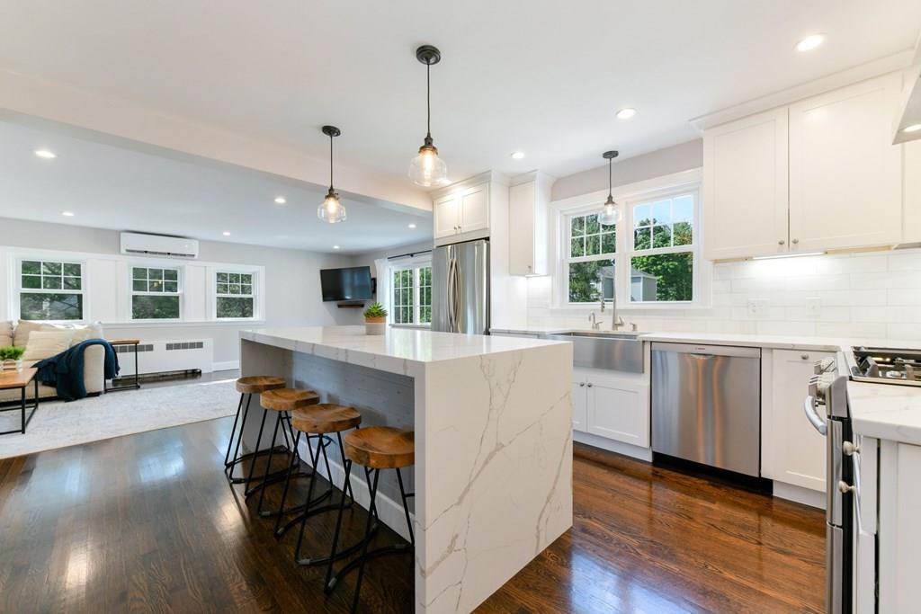 12 Vose Hill Road Milton, MA 02186 - Photo 13 of 30 Gallery Image 13