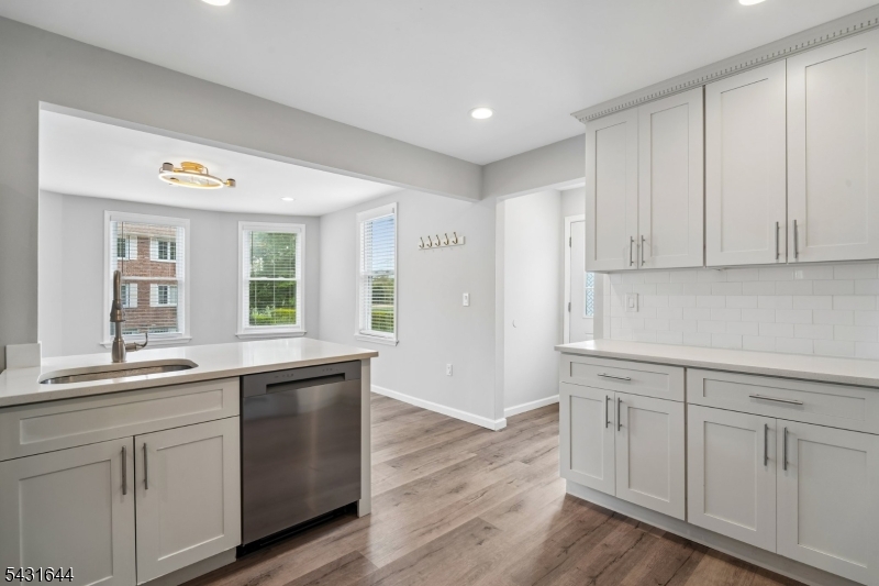 49 Blaine Street Millburn, NJ 07041 - Photo 13 of 32