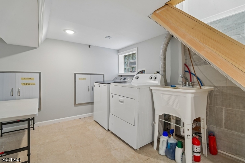 49 Blaine Street Millburn, NJ 07041 - Photo 25 of 32