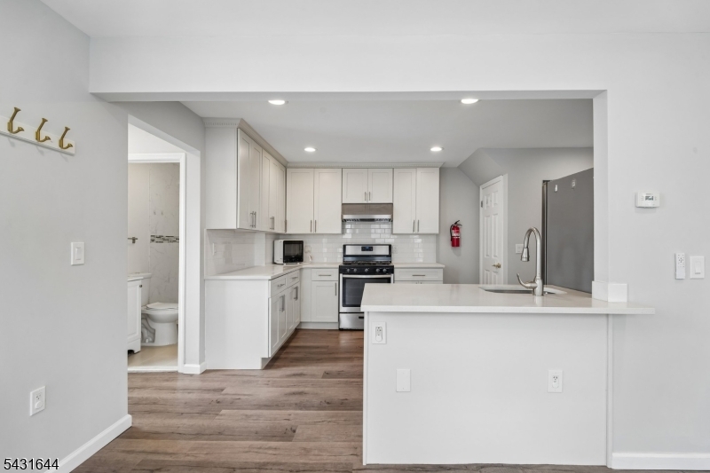 49 Blaine Street Millburn, NJ 07041 - Photo 9 of 32