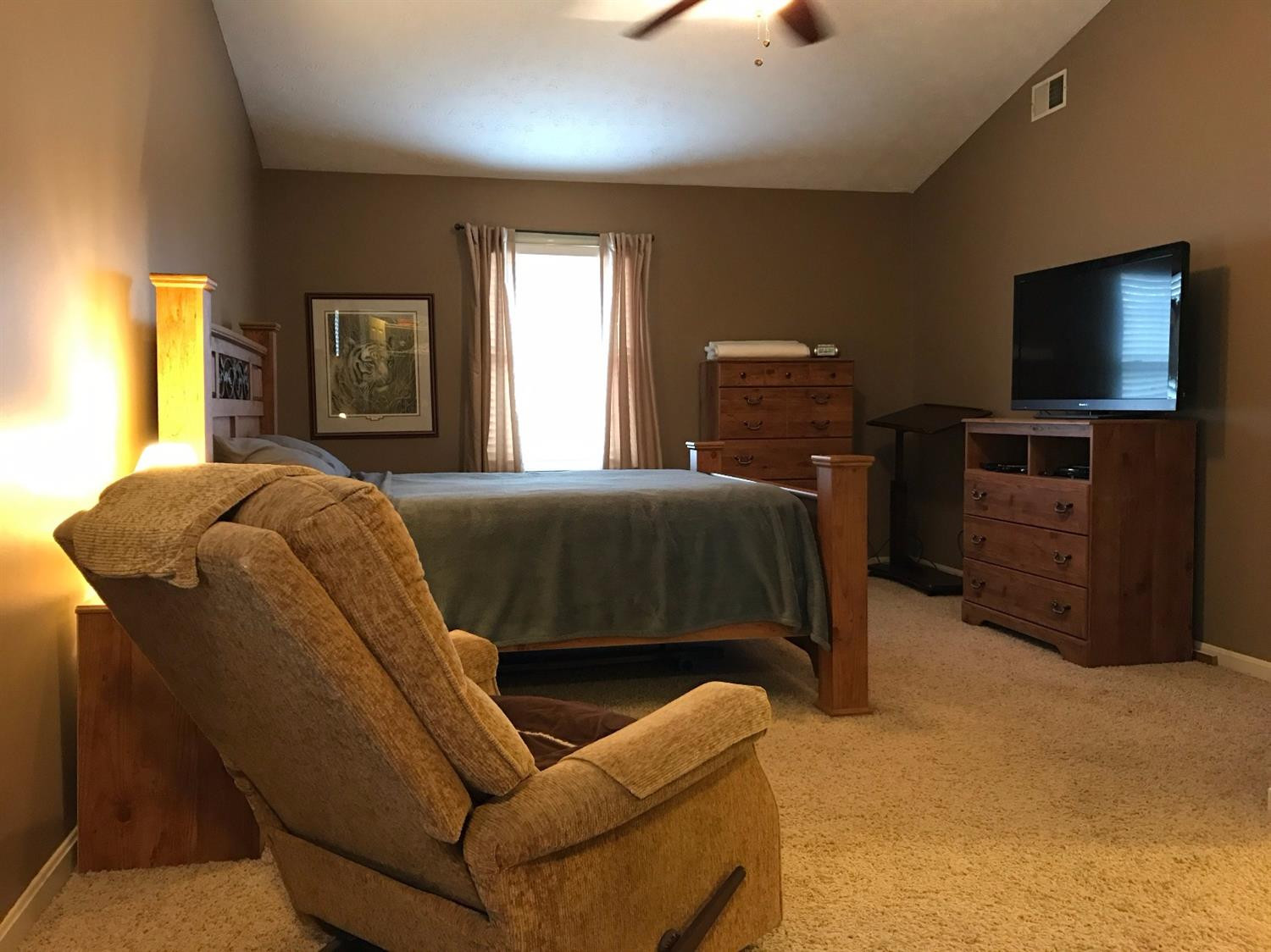 1409 Ritchie Court Lexington, KY 40503 - Photo 19 of 48 Master Bedroom with Vaulted Ceilings