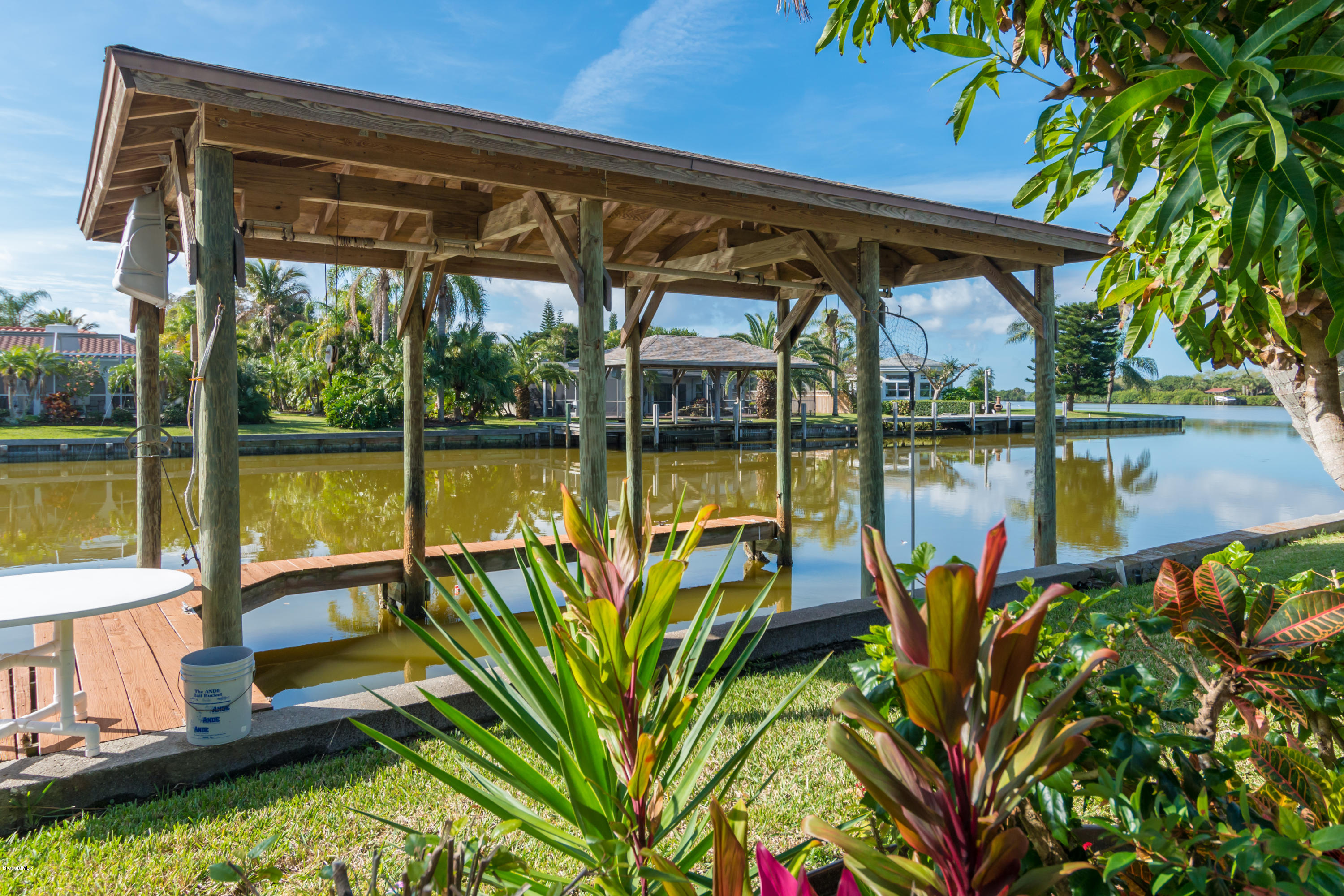 445 Riggs Avenue Melbourne Beach, FL 32951 - Photo 13 of 21 large-3