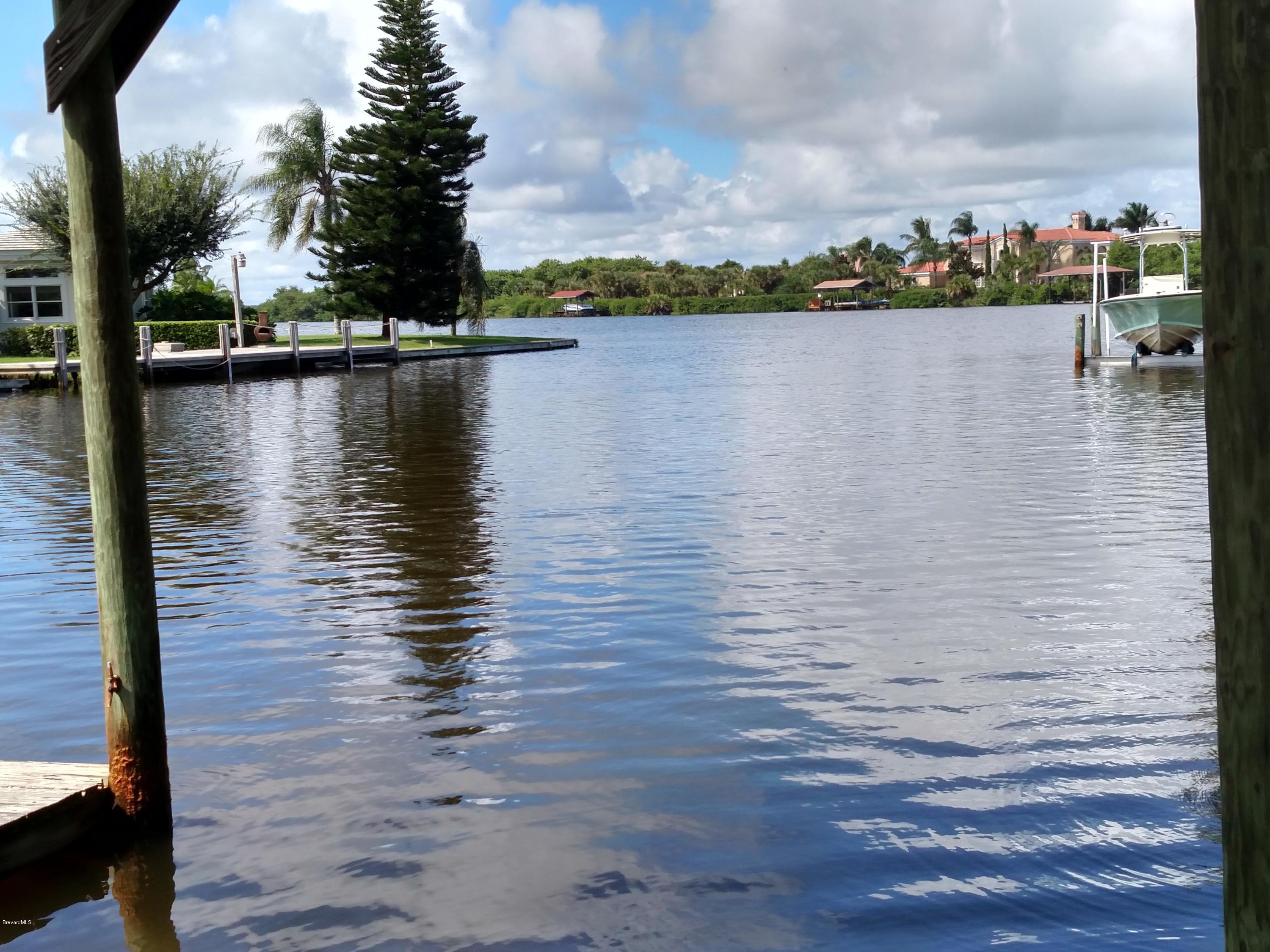 445 Riggs Avenue Melbourne Beach, FL 32951 - Photo 8 of 21 East View