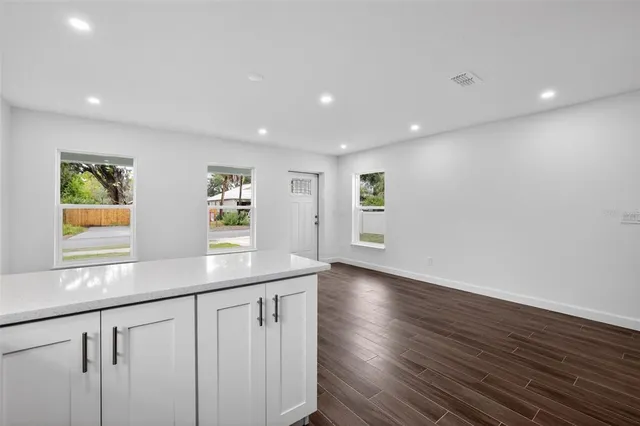 $2,299 | 4207 East Cayuga Street, Tampa, FL 33610