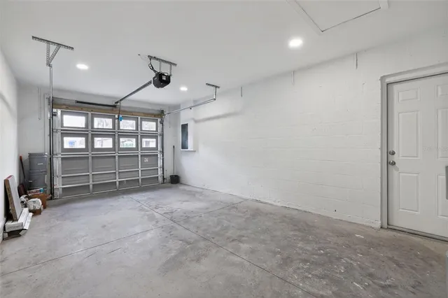 $2,299 | 4207 East Cayuga Street, Tampa, FL 33610