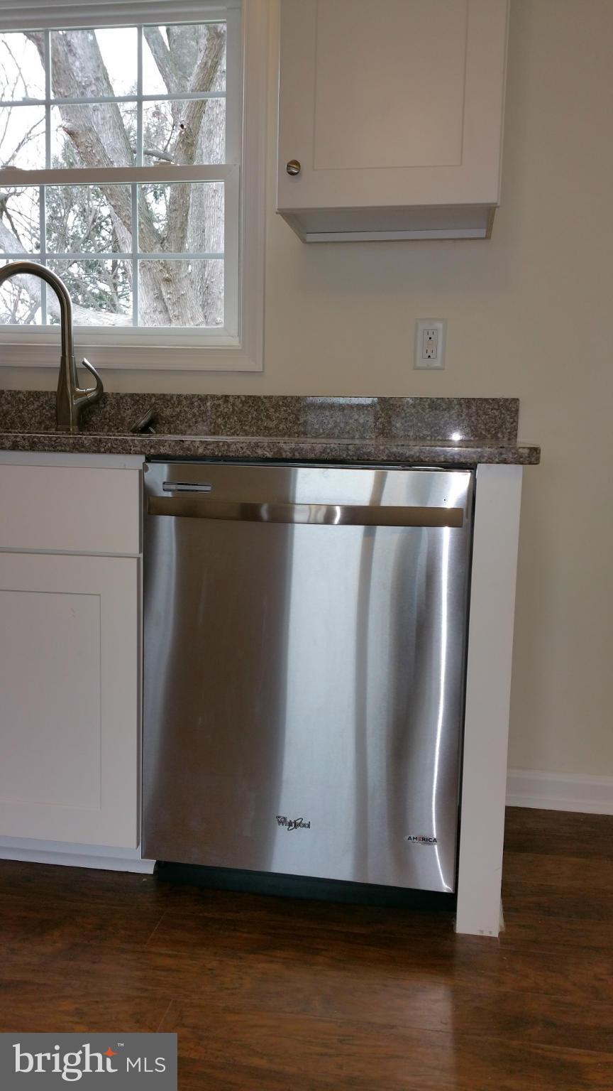 337 Wakefield Road Hagerstown, MD 21740 - Photo 7 of 23 Interior (General)
