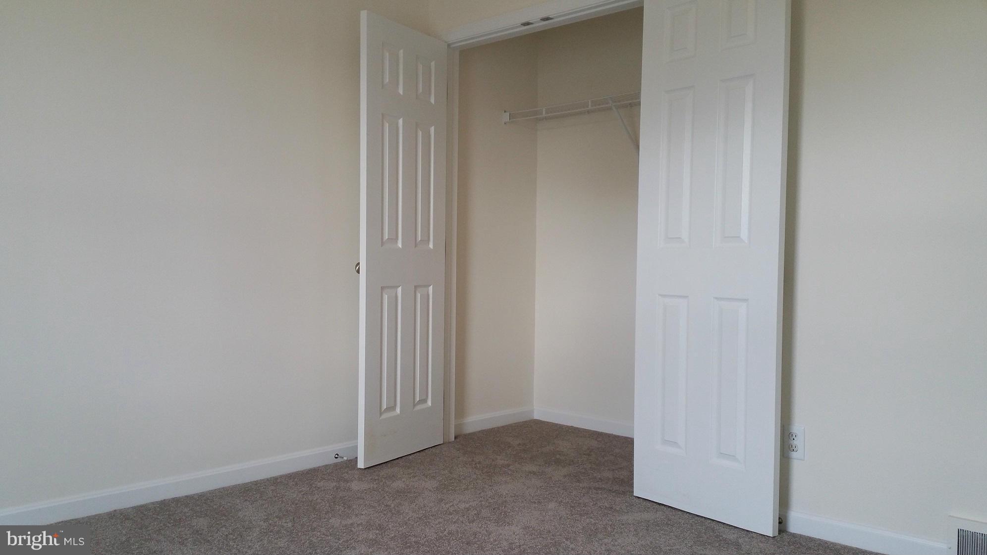 337 Wakefield Road Hagerstown, MD 21740 - Photo 10 of 23 Bedroom (Master)