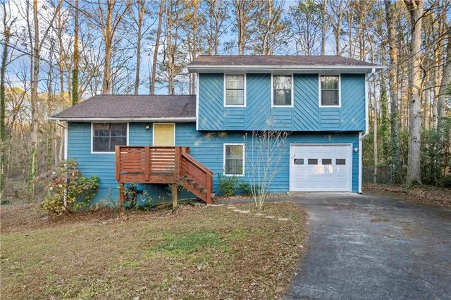 $334,900 | 2220 Davis Oaks Court, Stone Mountain, GA 30087