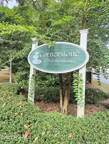 $249,900 | 4525 Sagedale Drive, Unit 204, Wilmington, NC 28405