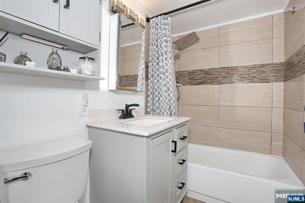 301 Beech Street, Unit 2H Hackensack, NJ 07601 - Photo 27 of 38