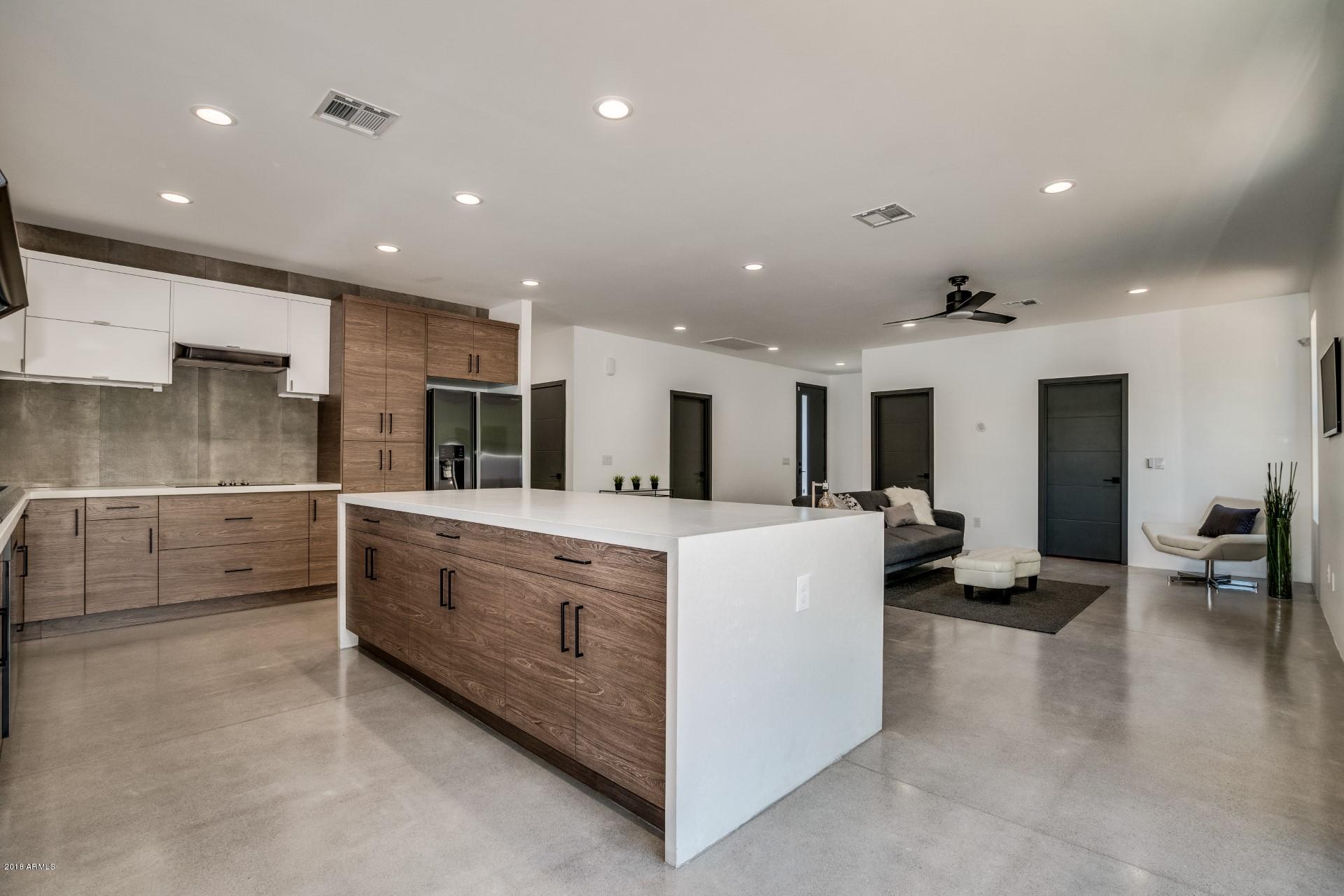 3300 North Randolph Road Phoenix, AZ 85014 - Photo 5 of 19 Randolph (11)