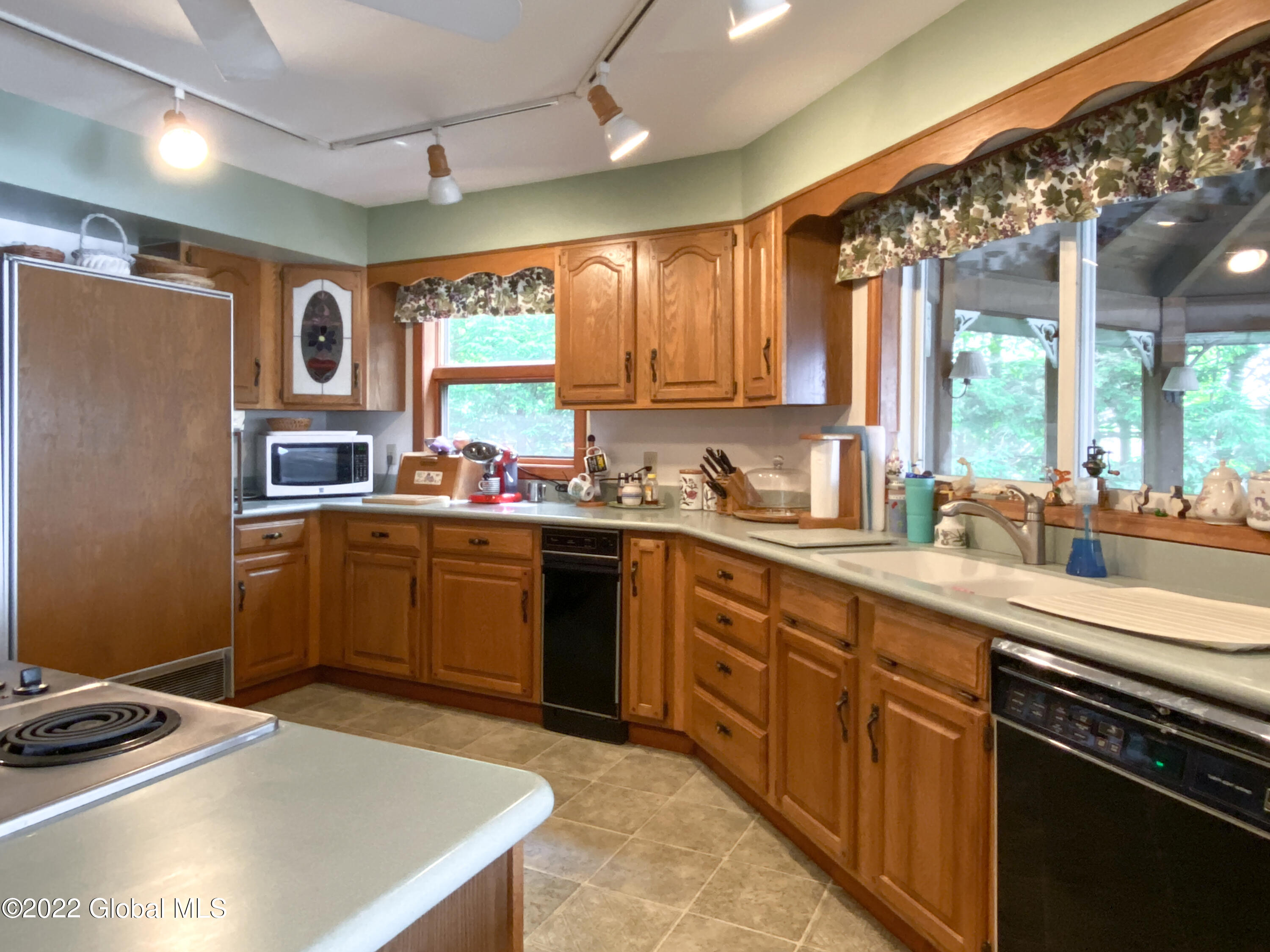 3145 Oakley Way Kattskill Bay, NY 12844 - Photo 15 of 102 IMG_2909