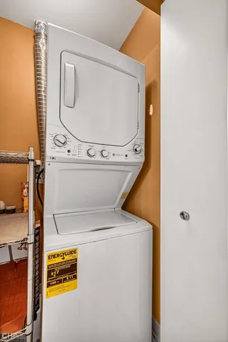 $3,100 | 1717 South Prairie Avenue, Unit 1403, Chicago, IL 60616