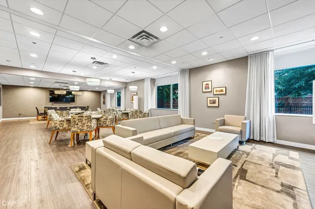 $3,100 | 1717 South Prairie Avenue, Unit 1403, Chicago, IL 60616