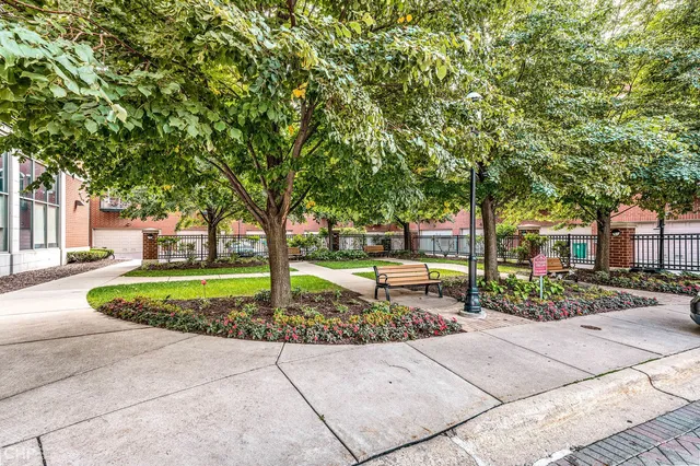 $3,100 | 1717 South Prairie Avenue, Unit 1403, Chicago, IL 60616