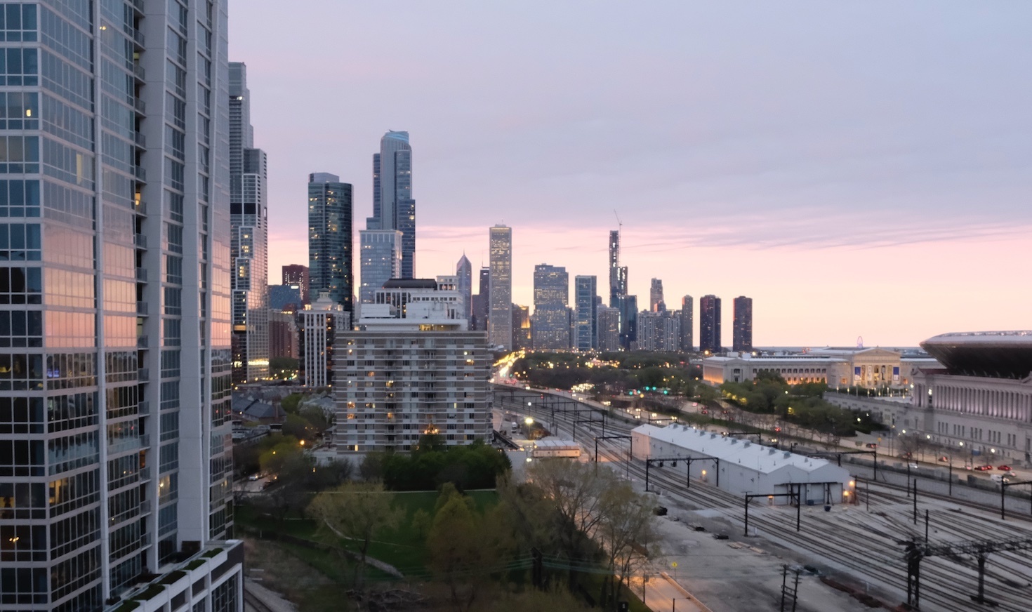 1717 South Prairie Avenue, Unit 1403 Chicago, IL 60616 - Photo 6 of 41 a view of a city with tall buildings