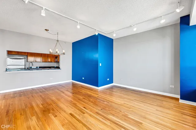 $3,100 | 1717 South Prairie Avenue, Unit 1403, Chicago, IL 60616