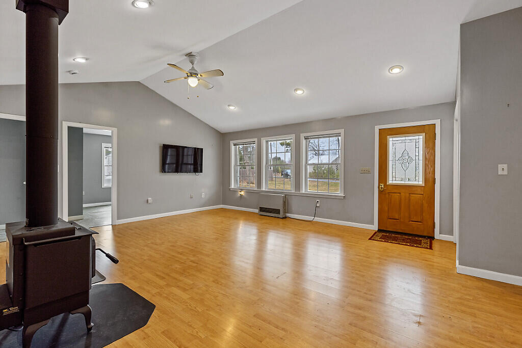 11 Trask Road Benton, ME 04901 - Photo 10 of 40 Livingroom