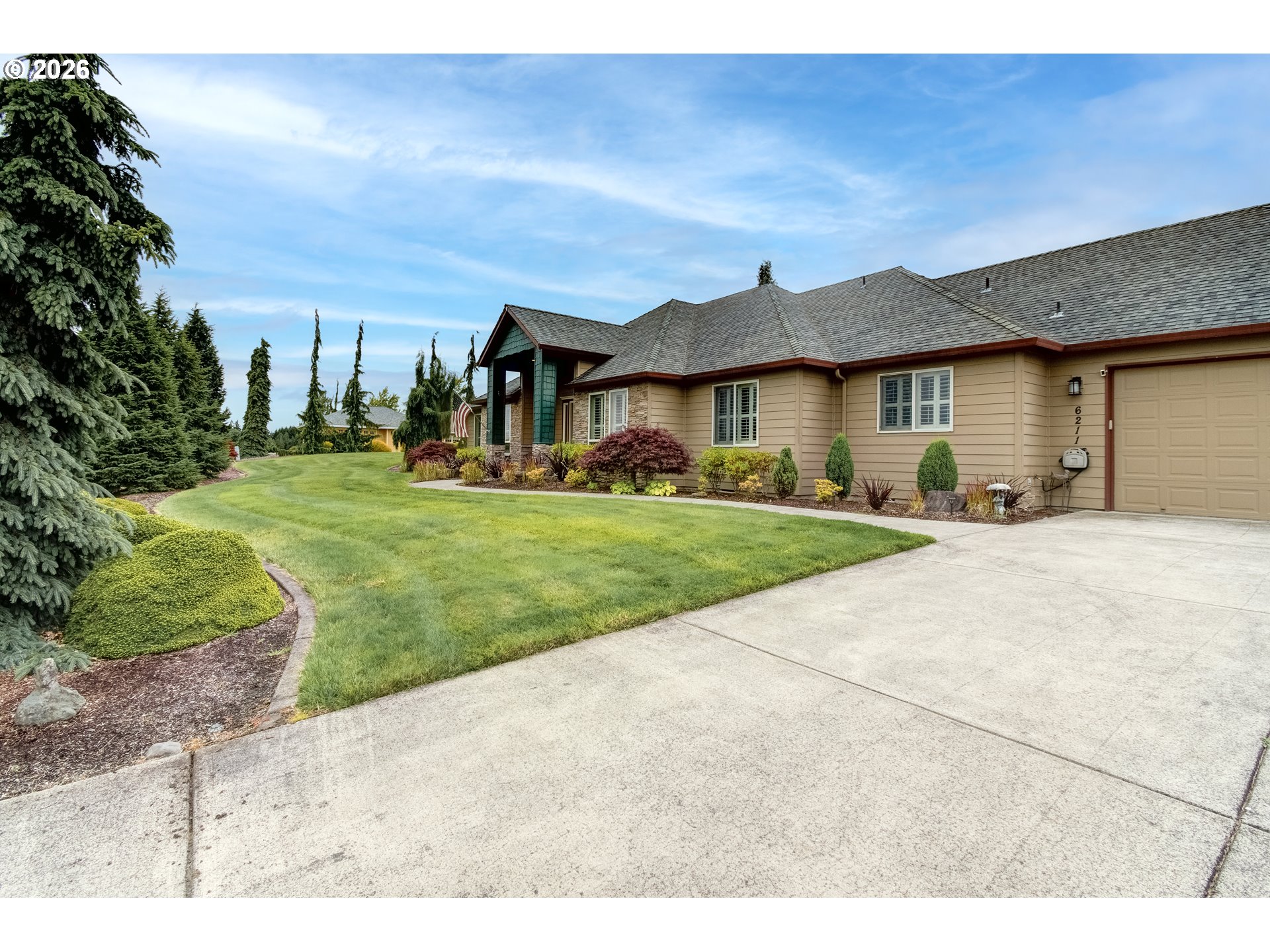 6211 Northwest 202nd Circle Ridgefield, WA 98642 - Photo 2 of 43