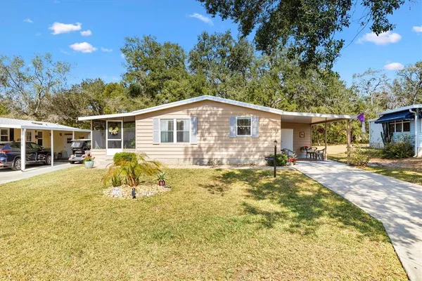 $219,900 | 520 St Andrews Boulevard, Lady Lake, FL 32159