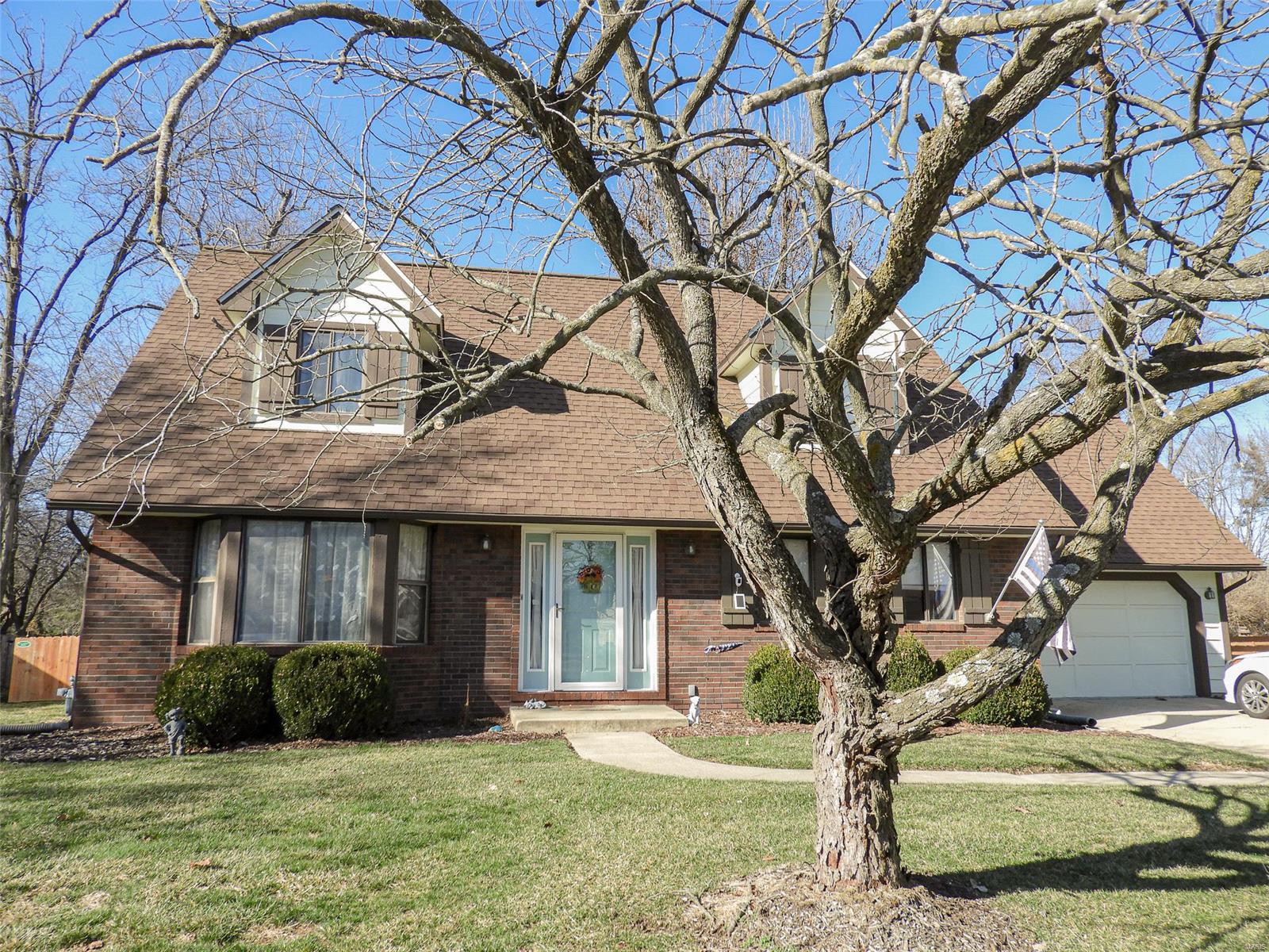 1977 Raintree Trail Collinsville, IL 62234 - Photo 2 of 53 Gallery Image 2